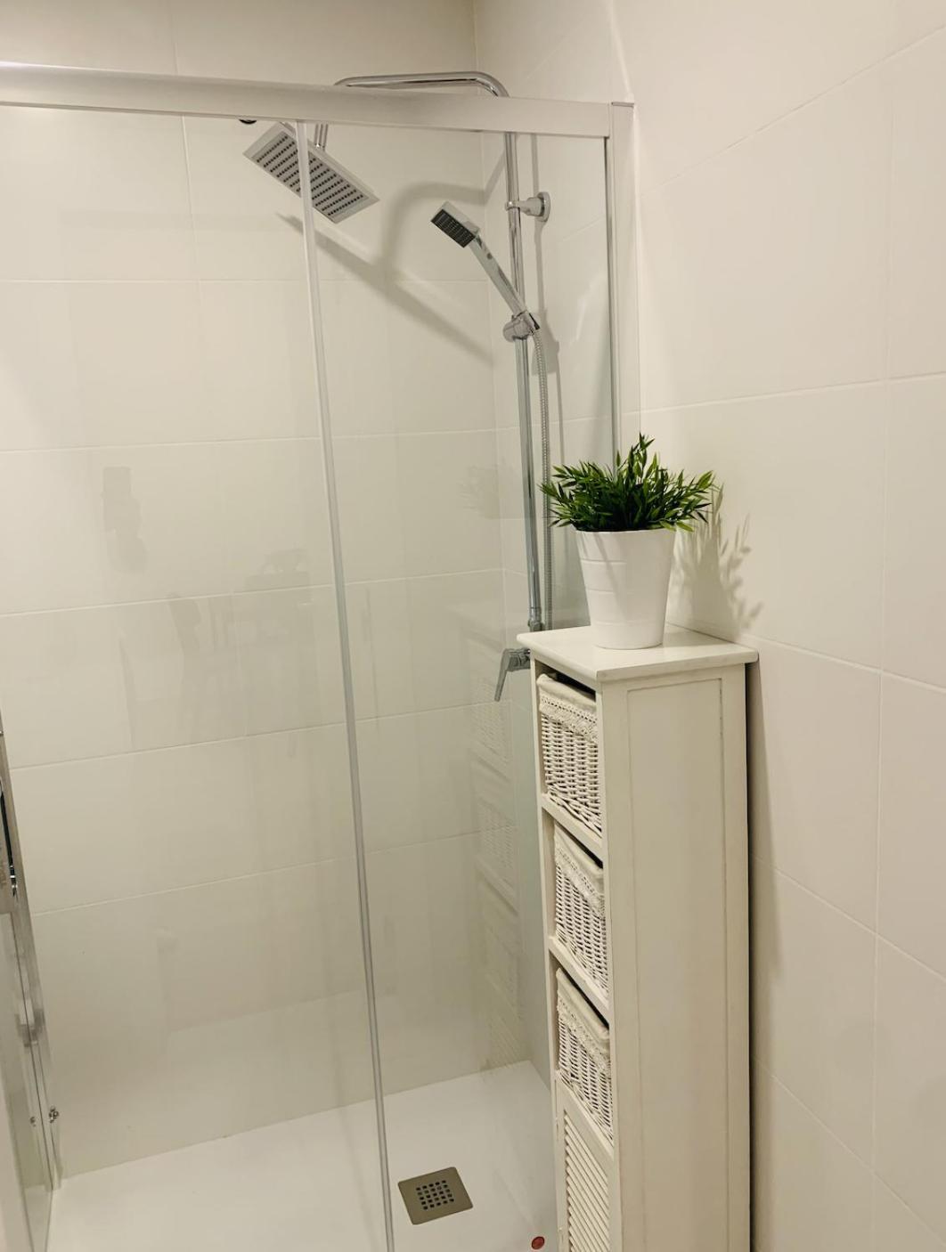Modern Iii In Appartamento *